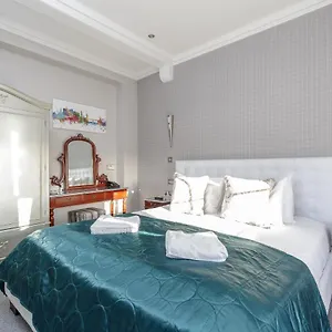  Holiday home The Inverleith