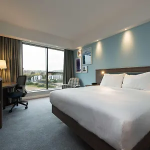 Hampton By Hilton West End Hotell